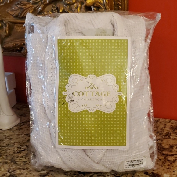 Cottage Collection Robe - Picture 6 of 6